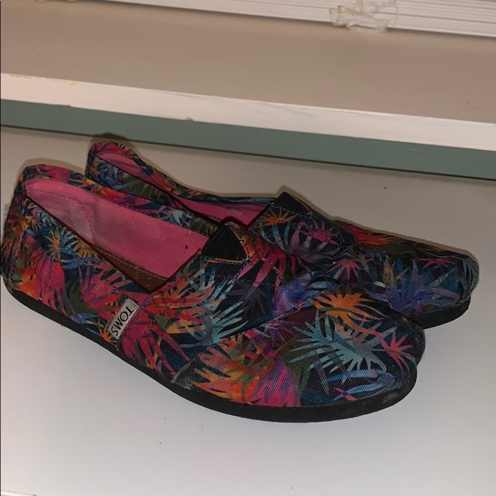 TOMS Classic Print Shoes 7.5